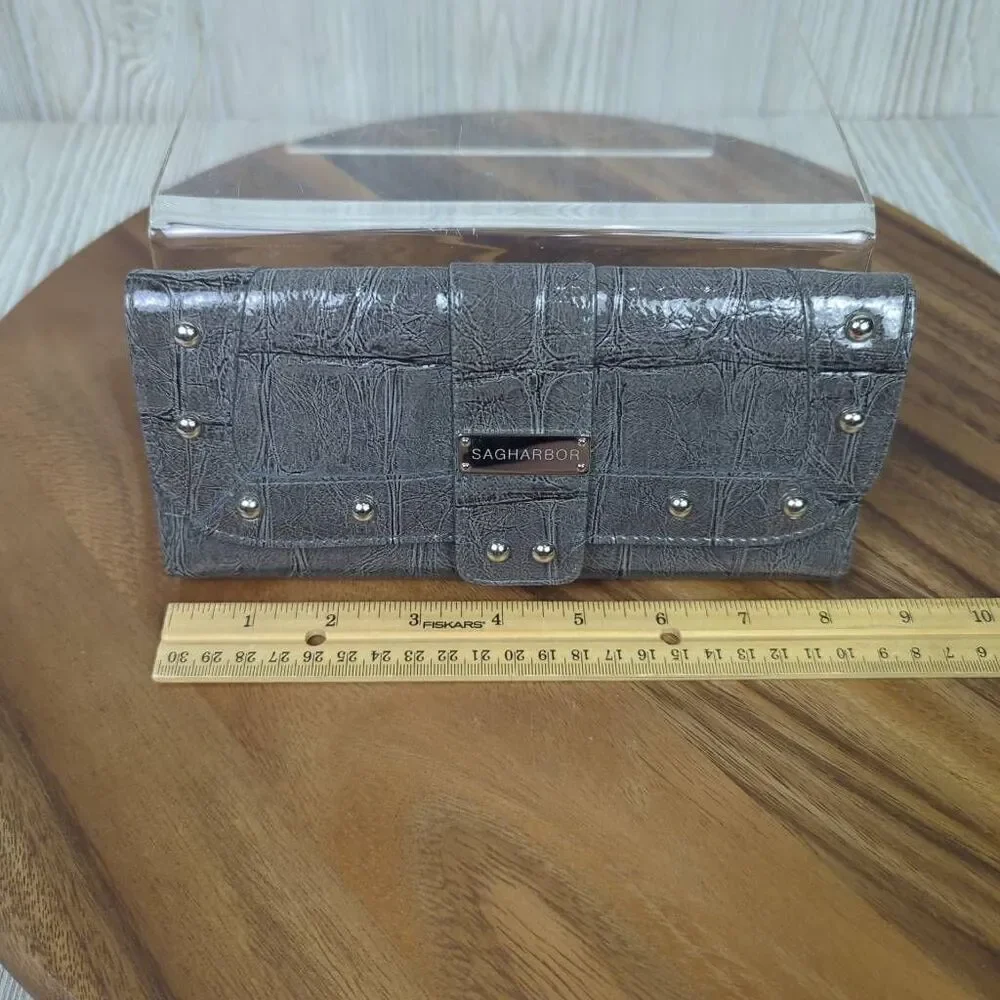 Sag Harbor Womens Credit Cardholder Wallet Clutch Gray Snap Closure Studded